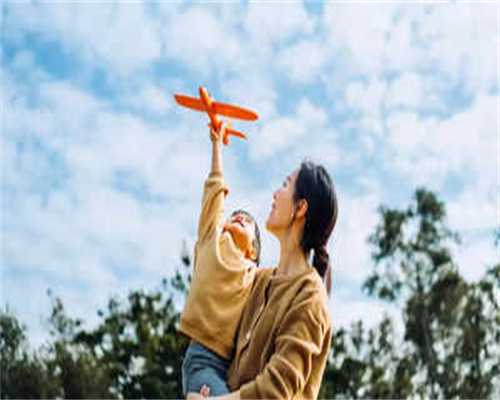 多囊卵巢可以自然受孕吗~供卵代生正规